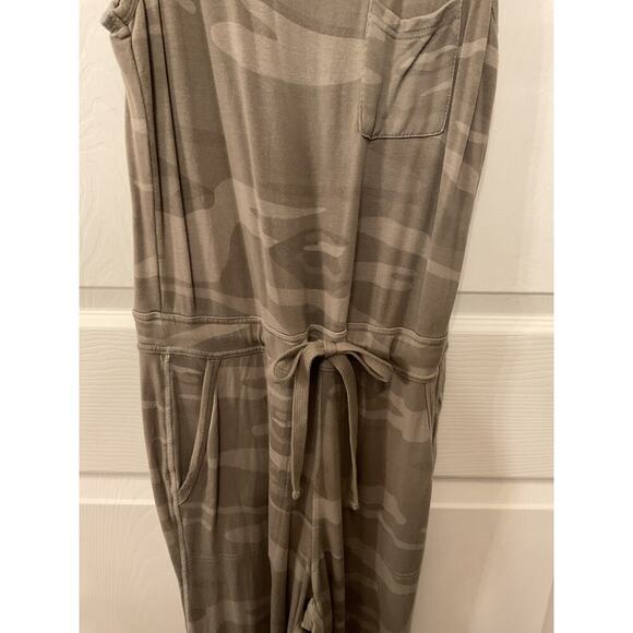 Thread & Supply Sage Camo Soft Elastic Waist Jumper, S - Picture 4 of 7